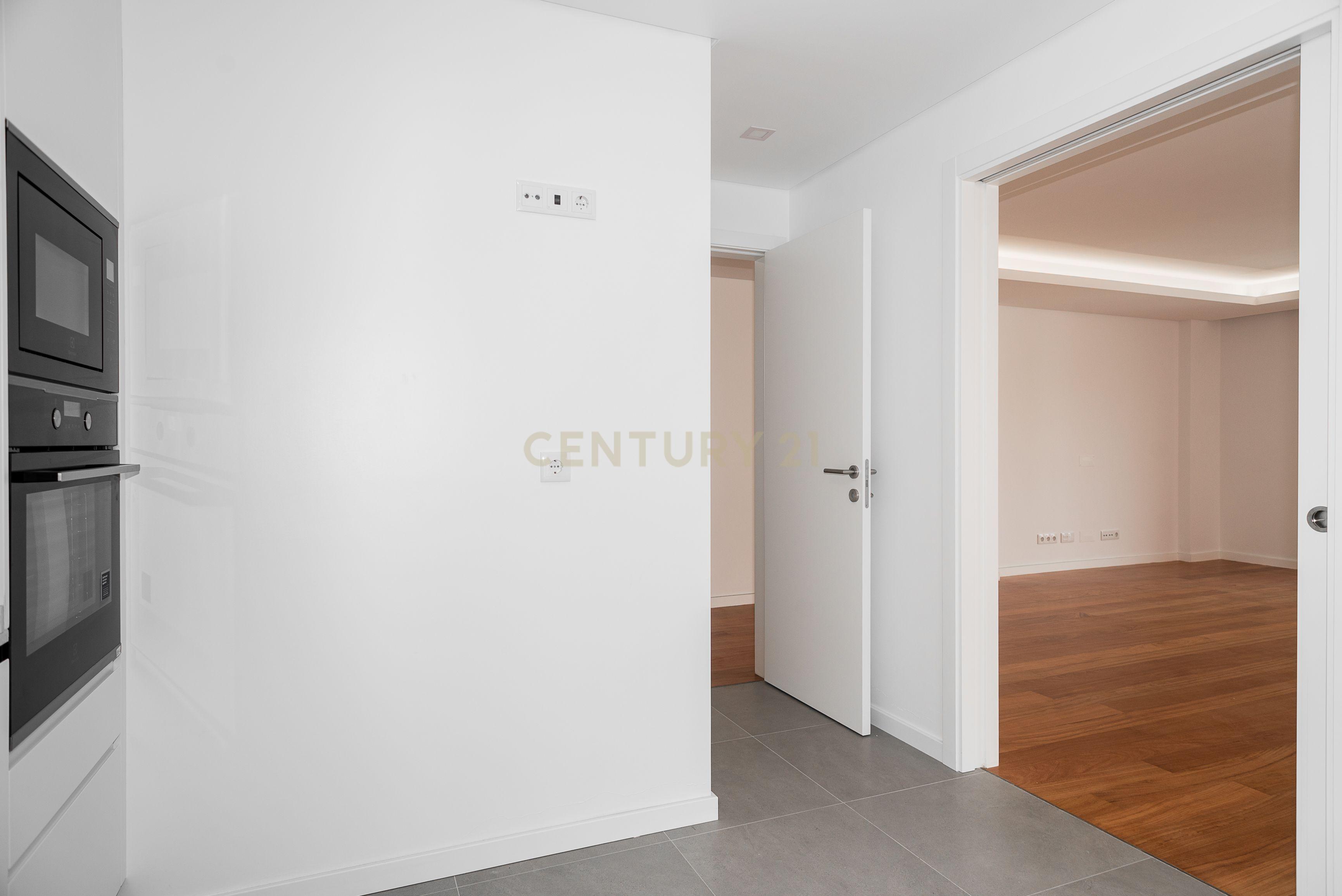 Apartamento T3 a estrear - Centro de Lisboa - Image 10